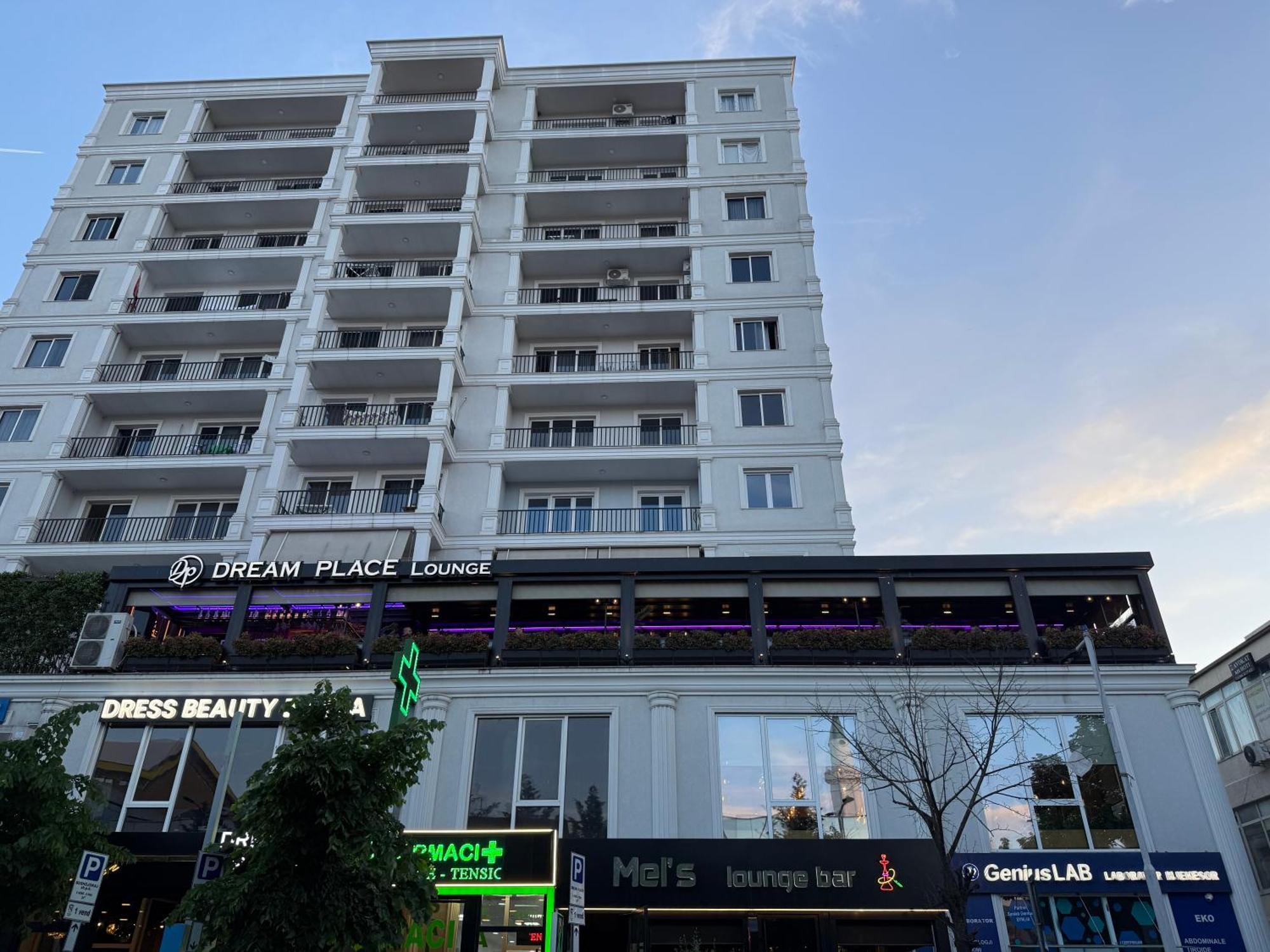 Dream Place Hotel Kamez 外观 照片